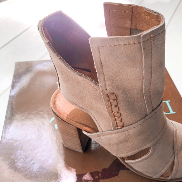 DIBA True Night Moon Wedge - Picture 4 of 5